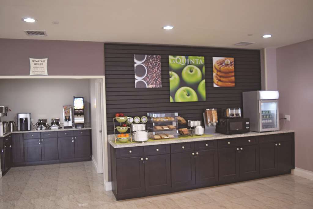 La Quinta Inn & Suites Far Rockaway - Beach Hotel Νέα Υόρκη Ανέσεις φωτογραφία