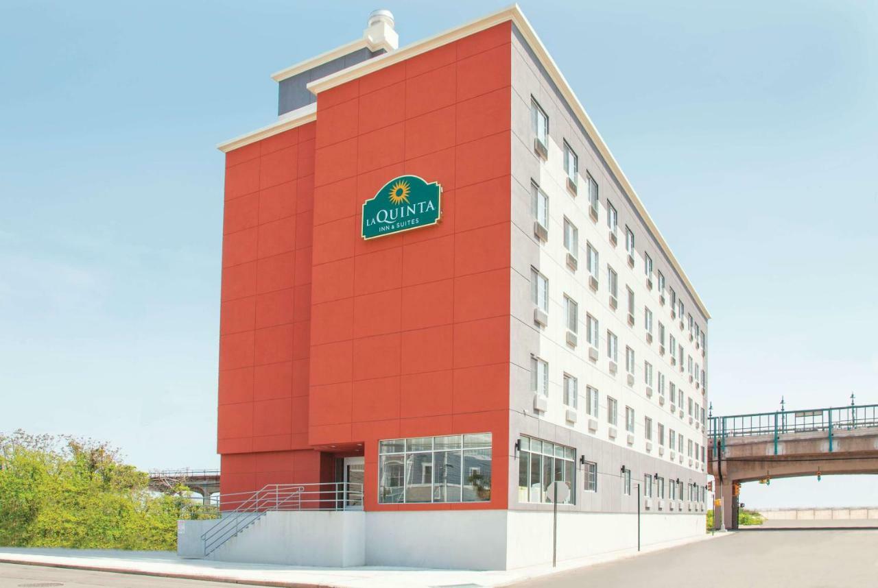 La Quinta Inn & Suites Far Rockaway - Beach Hotel Νέα Υόρκη Εξωτερικό φωτογραφία