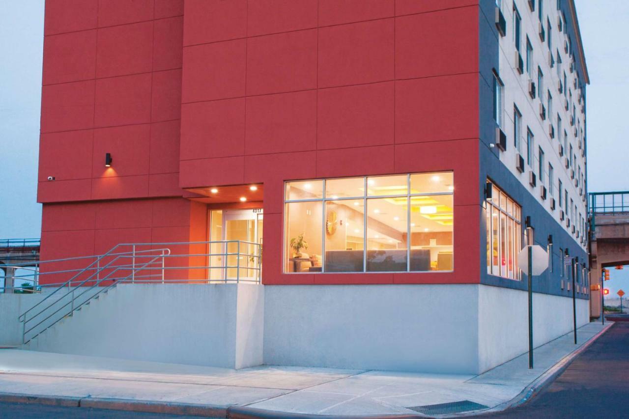 La Quinta Inn & Suites Far Rockaway - Beach Hotel Νέα Υόρκη Εξωτερικό φωτογραφία